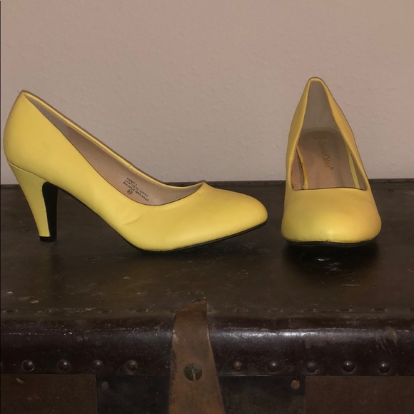low yellow heels